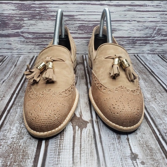 Stuart Weitzman Guything Tan NUBUC Slip on loafers size 8.5 - Picture 6 of 8